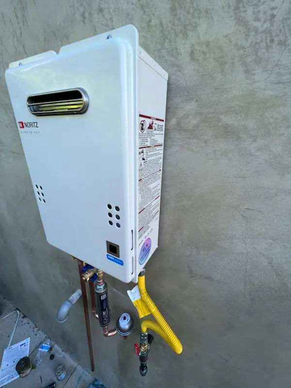 Tankless water heater installation for Silver Lake homes